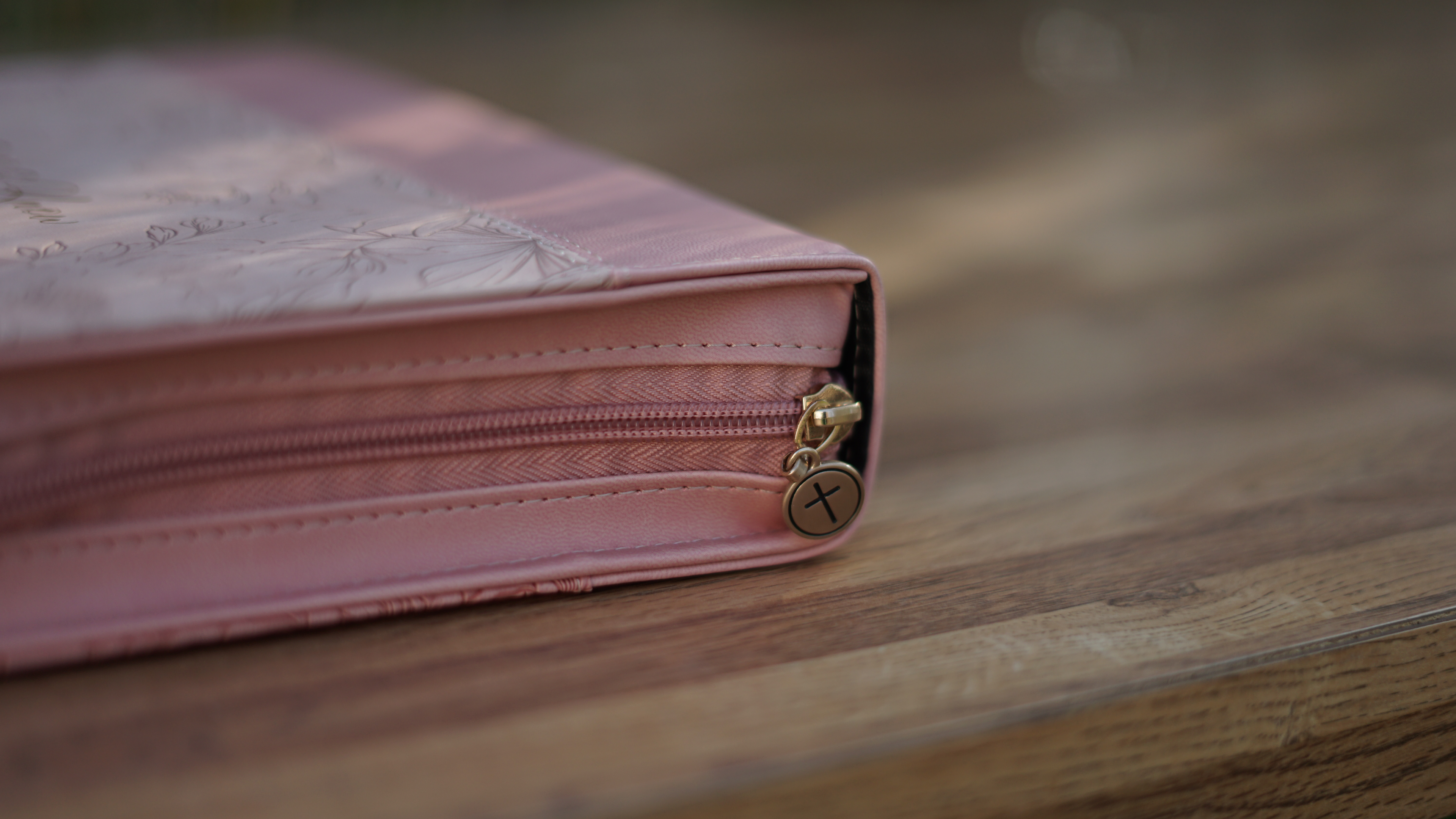 Be Still & Know – Pink Floral Faux Leather Bible Cover